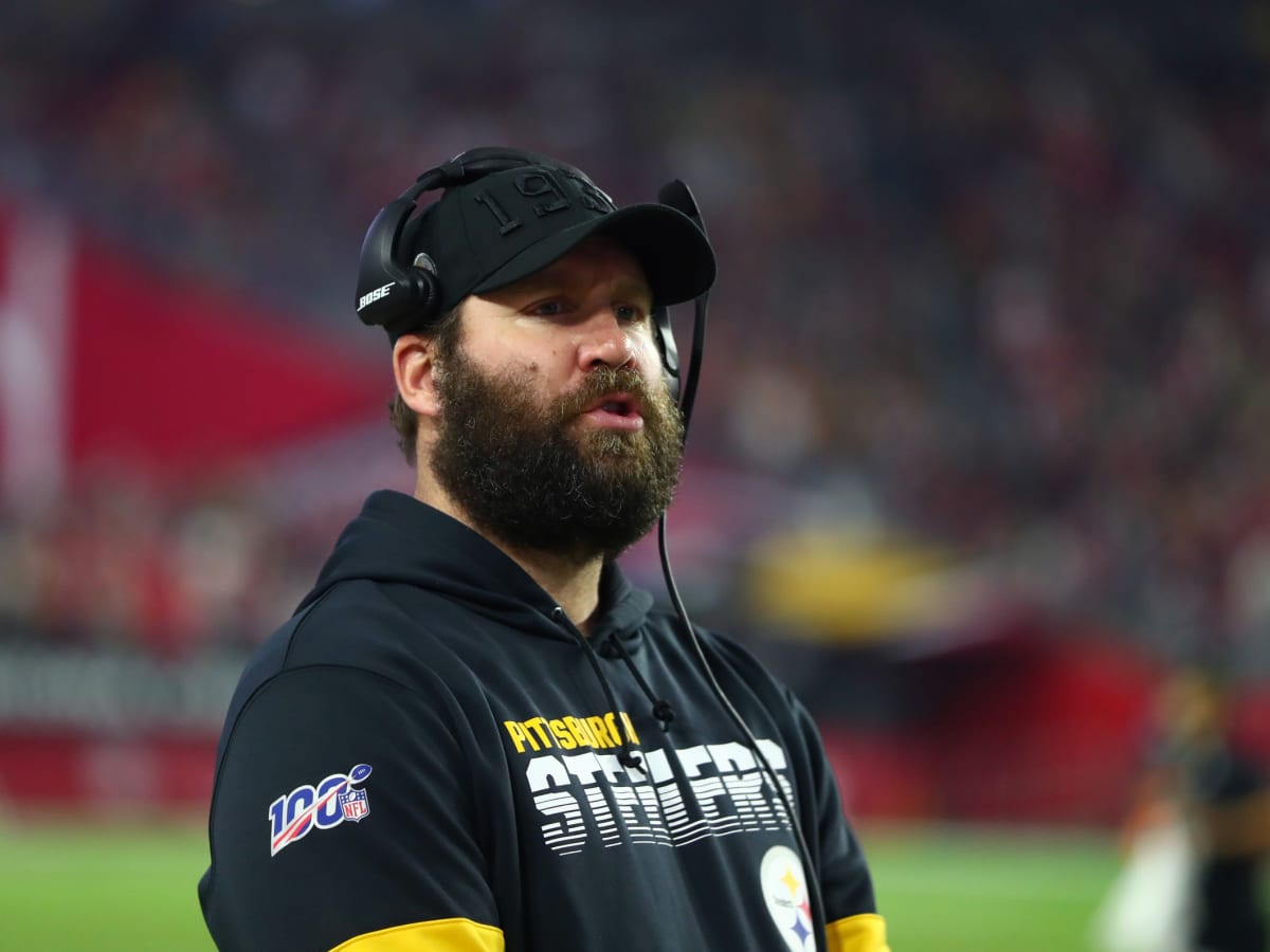 Ben Roethlisberger reaches a weird point in his recovery, as he trims his  beard