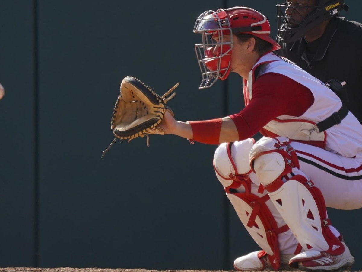 SF Giants Re-Signing Catcher Chadwick Tromp