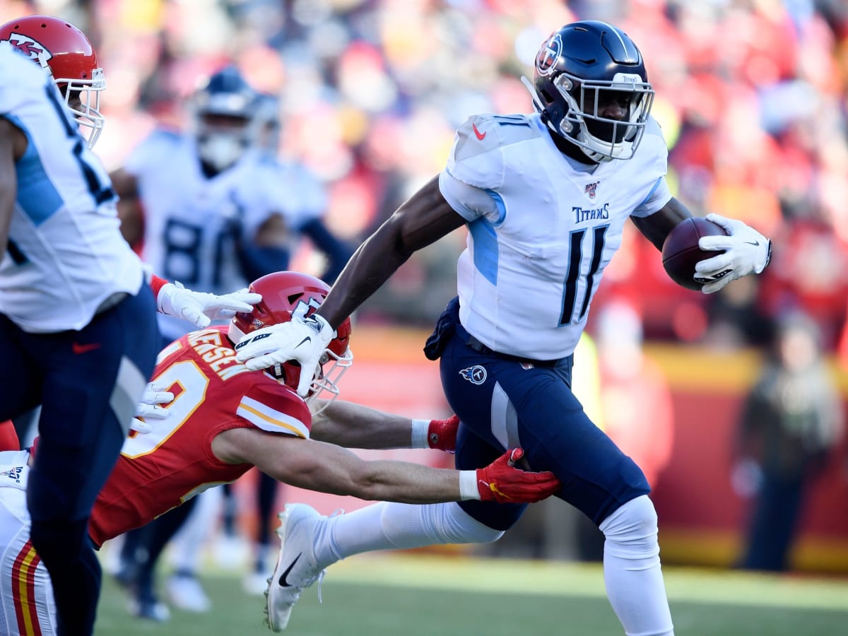 Titans rookie A.J. Brown has admirer in fellow Mississippian Jerry