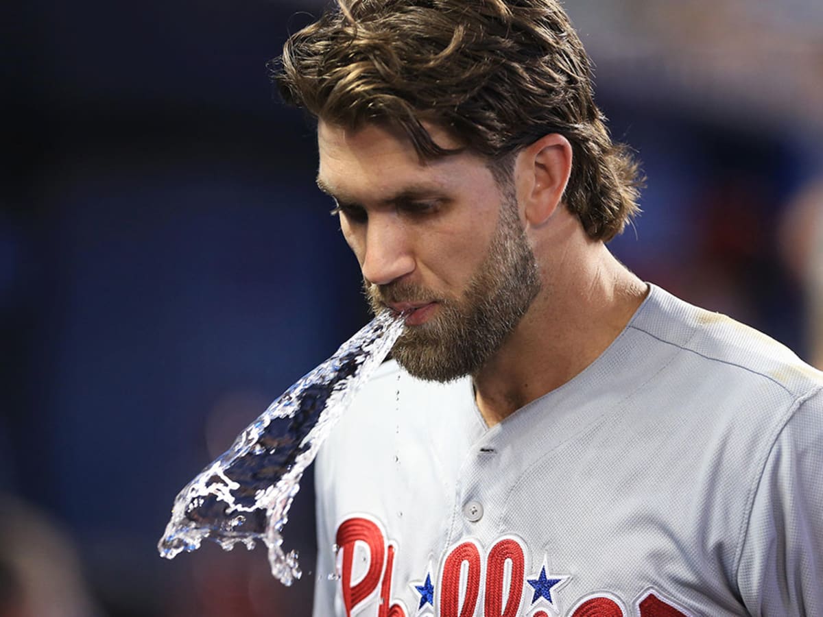 MLB players face spitting ban to stop COVID spread - Sports Illustrated