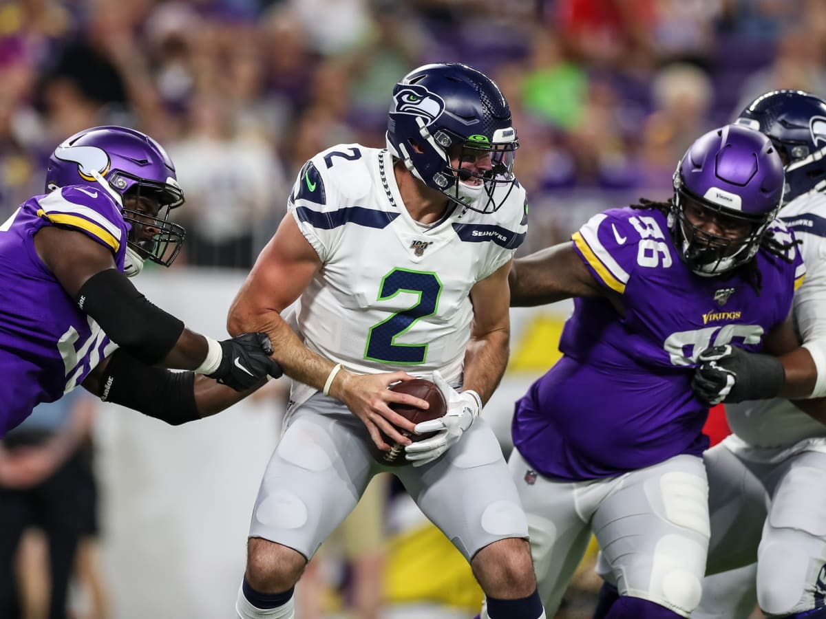 Minnesota Vikings defensive lineman Armon Watts in action against