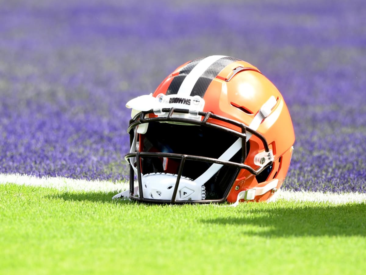 Browns CB Mike Ford Jr. ruled out of game with shoulder injury