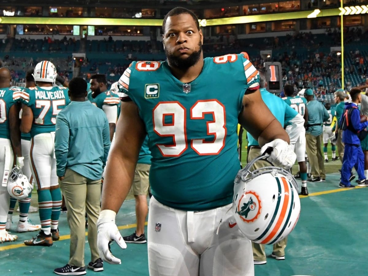 Talented Ndamukong Suh never far from trouble - Sports Illustrated