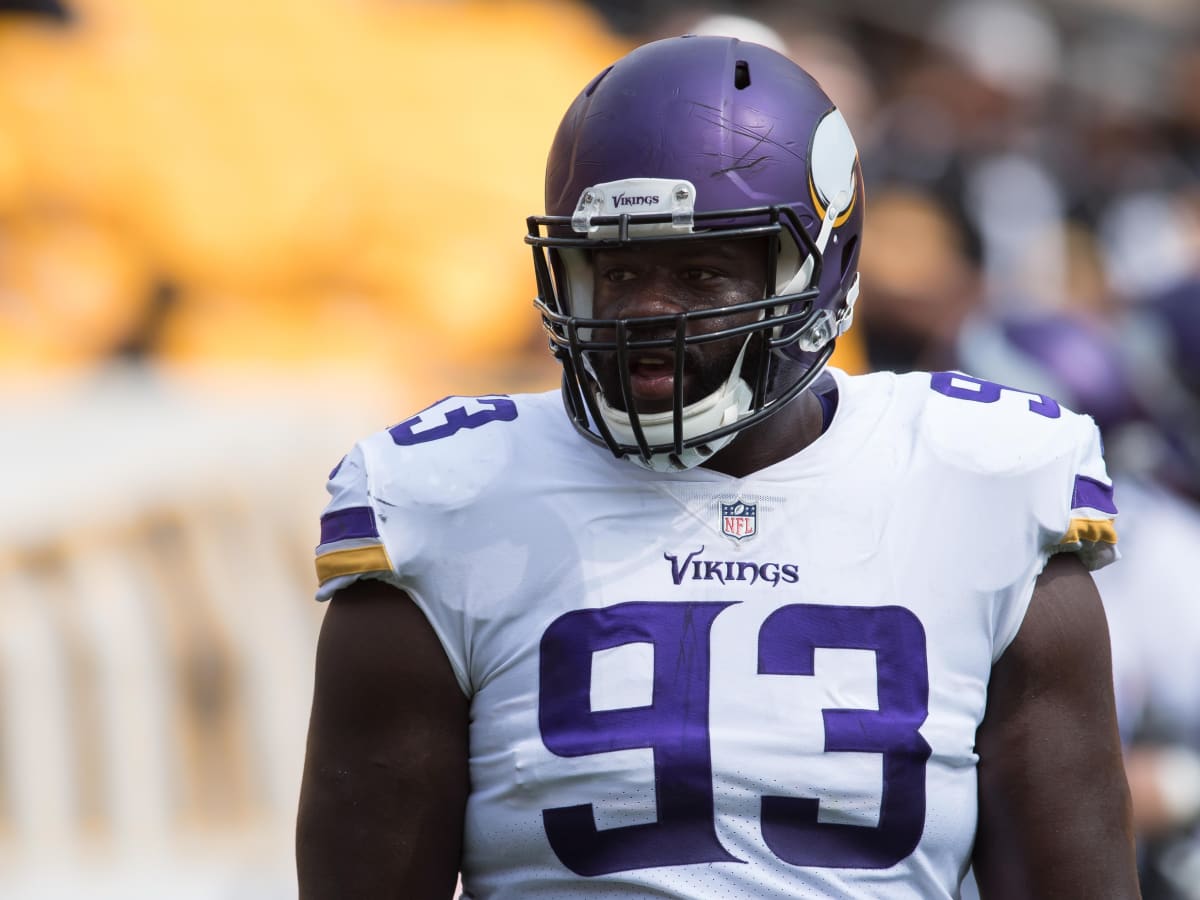 Defensive tackle Shamar Stephen to bring experience, competition