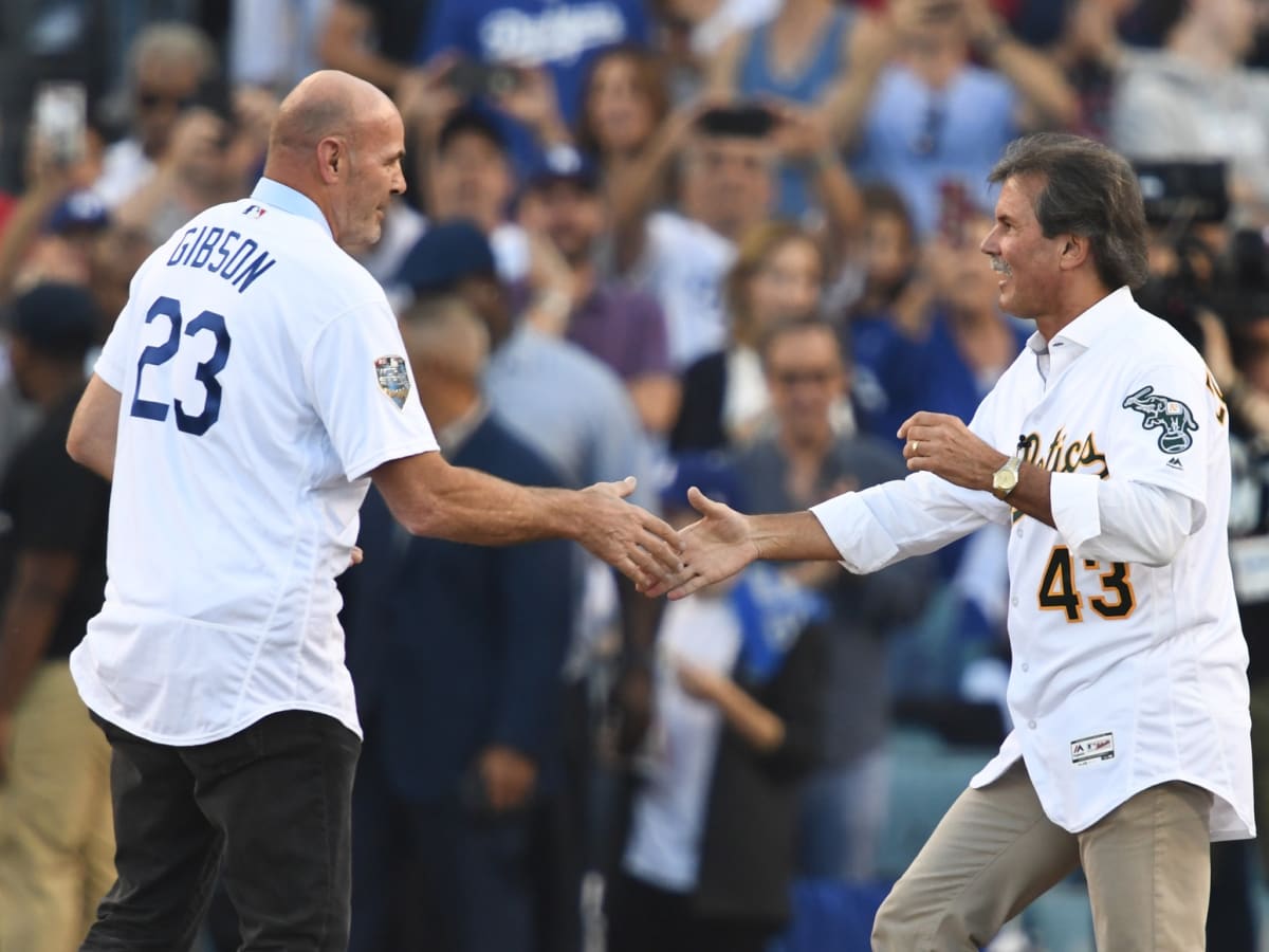 Dodgers to hold their first Spanish-language Zoom party Thursday