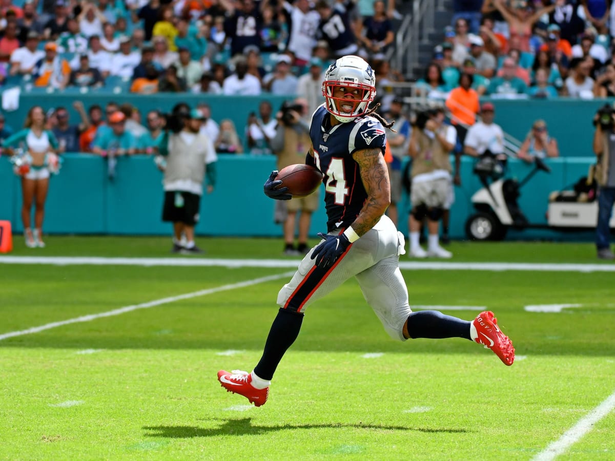 Pro Football Hall of Fame - Just Arrived in Canton: A redesigned New  England Patriots jersey worn by cornerback Stephon Gilmore during the  Patriots' Week 2 game. The game marked the first