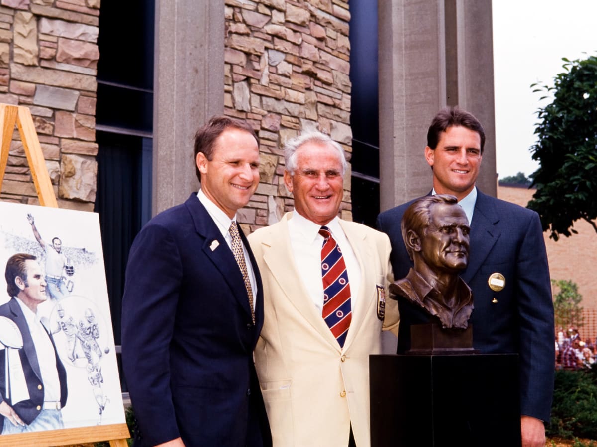 Legendary Hall of Fame coach Don Shula, who began his playing