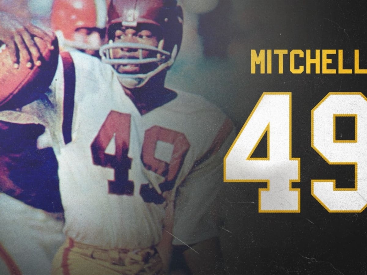 Washington Redskins To Retire Jersey Of Former Illini Great Bobby Mitchell  - Sports Illustrated Illinois Fighting Illini News, Analysis and More