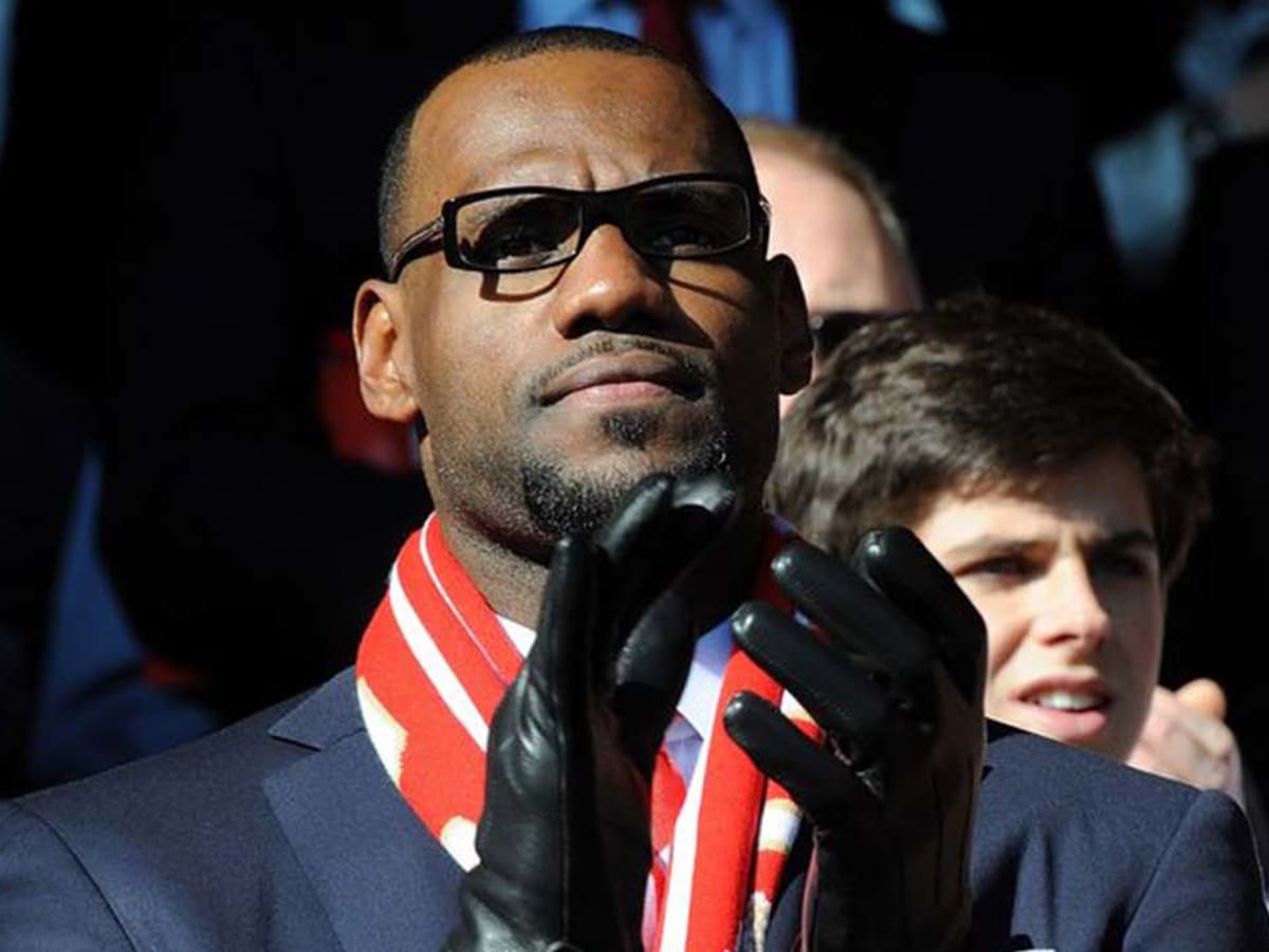 LeBron James reacts to Liverpool's 