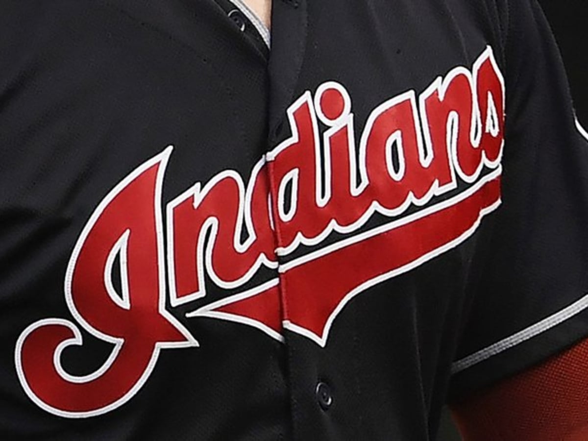 Cleveland Indians uniforms won't feature Chief Wahoo logo in 2019 - Sports  Illustrated