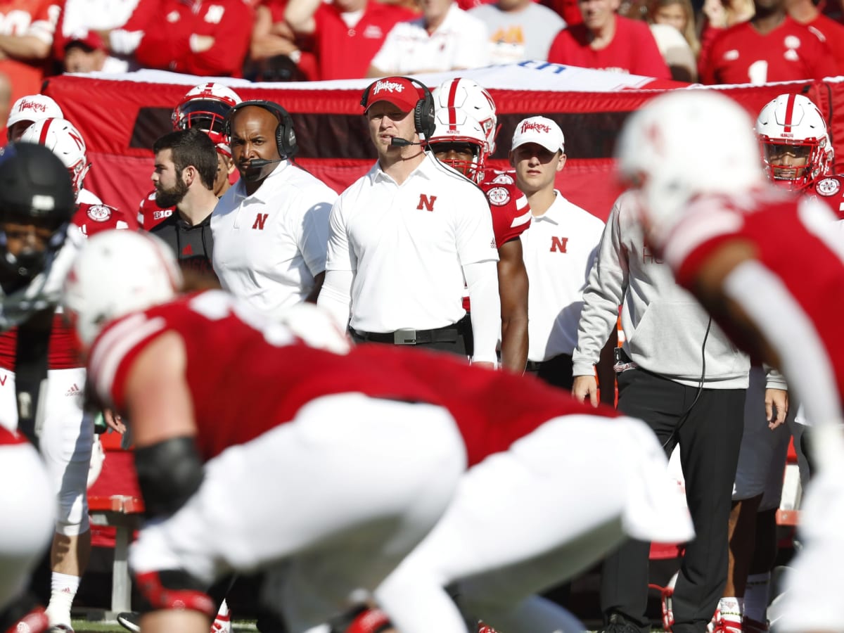 Stoll not returning to Huskers, declares for NFL draft