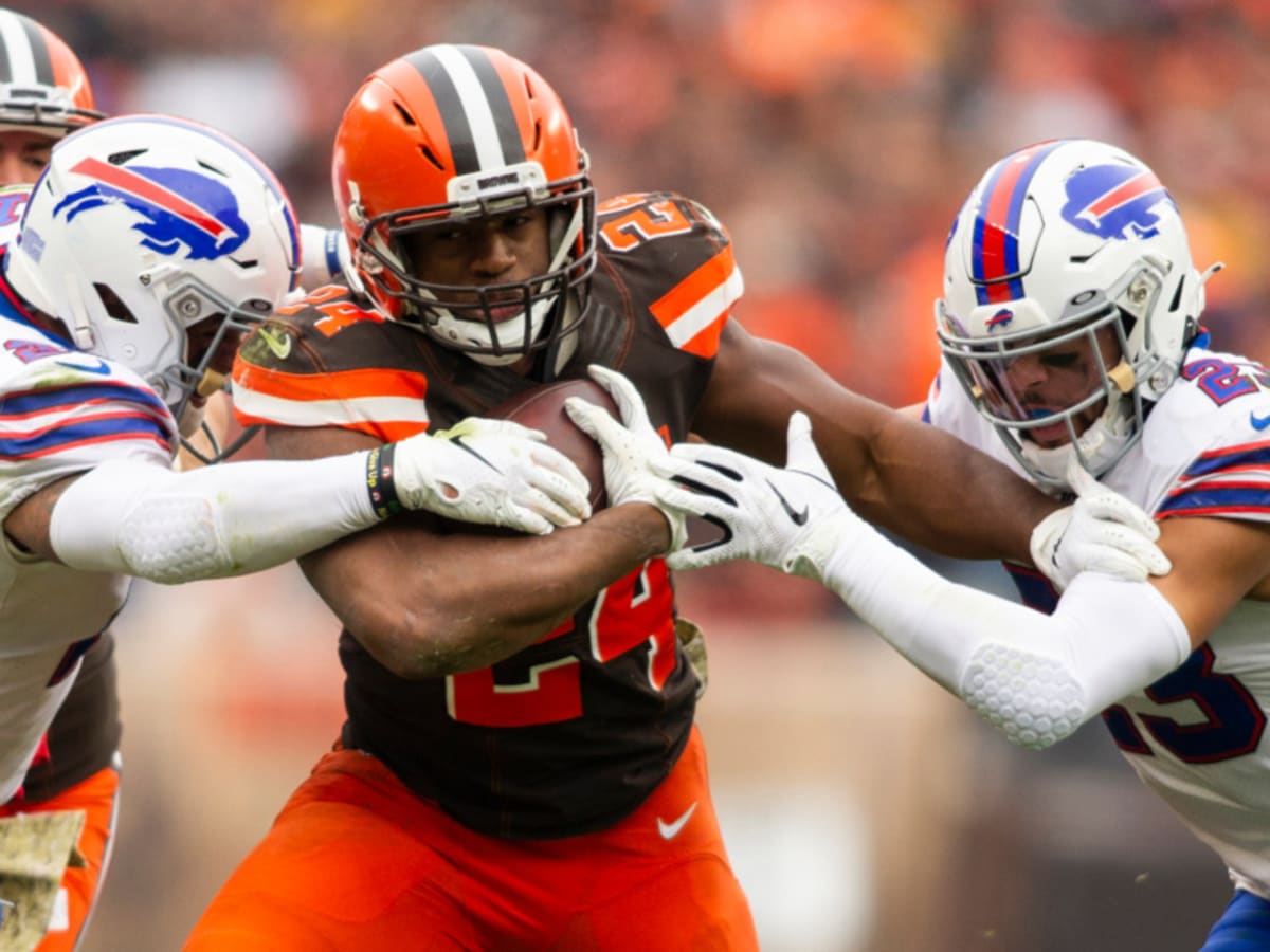 Browns teammates, rivals hold Nick Chubb up in high regards