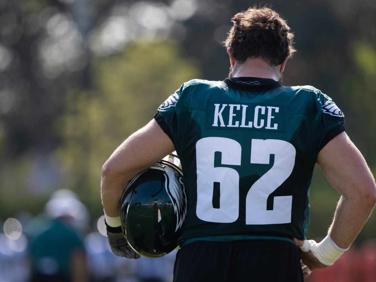 Jason Kelce, Eagles agree to new 2021 deal worth up to $12M