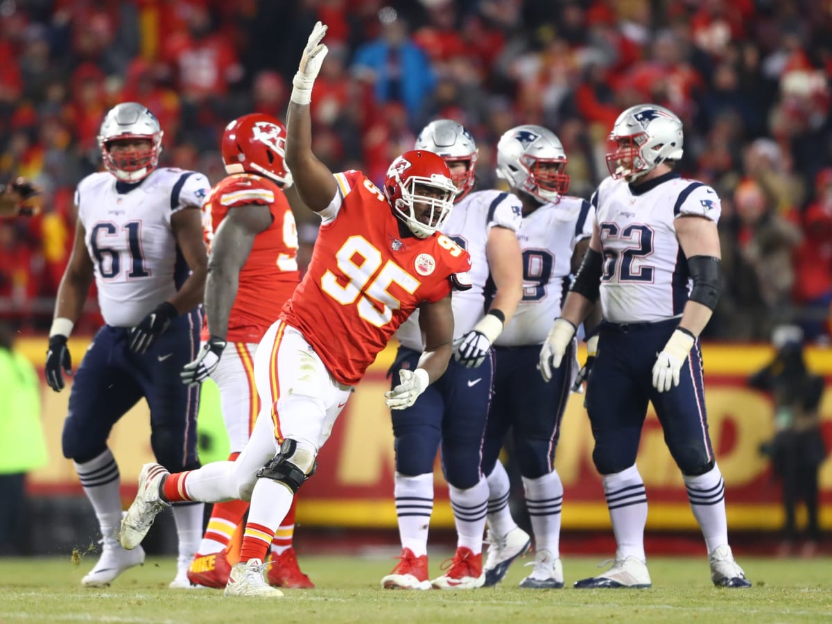 Insider Provides Status Update on KC Chiefs DT Chris Jones Contract  Negotiations - Sports Illustrated Kansas City Chiefs News, Analysis and More