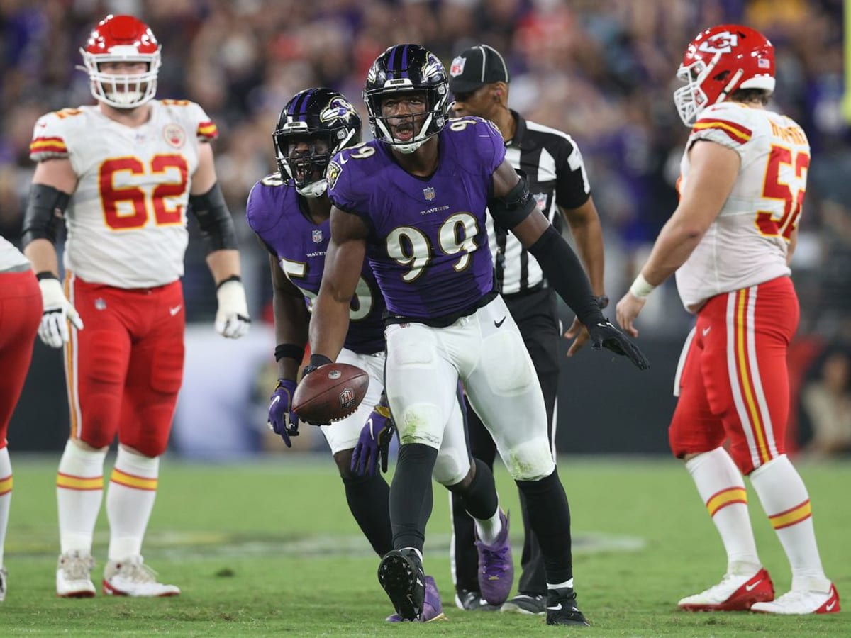 Baltimore Ravens linebacker Odafe Oweh (99) in action during the second  half of an NFL football game against the Los Angeles Chargers, Sunday, Oct.  17, 2021, in Baltimore. The Ravens won 34-6. (