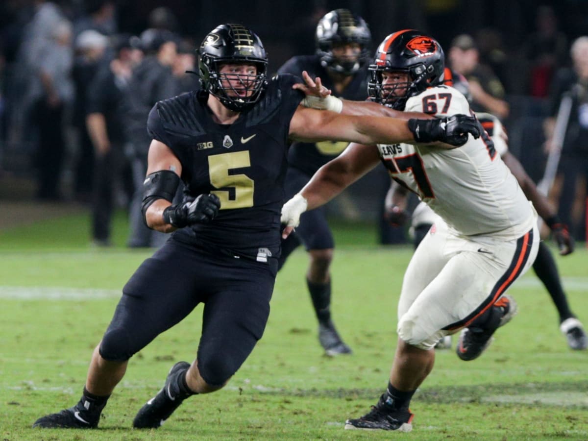 Ex-water polo player George Karlaftis stands out in NFL Draft defensive  line talent pool - The Boston Globe