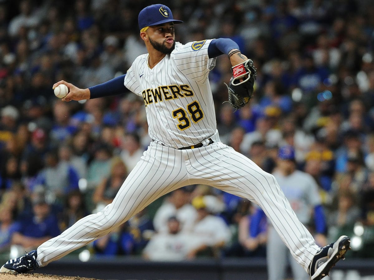 Brewers' reliever Devin Williams punches wall, likely to miss postseason  run