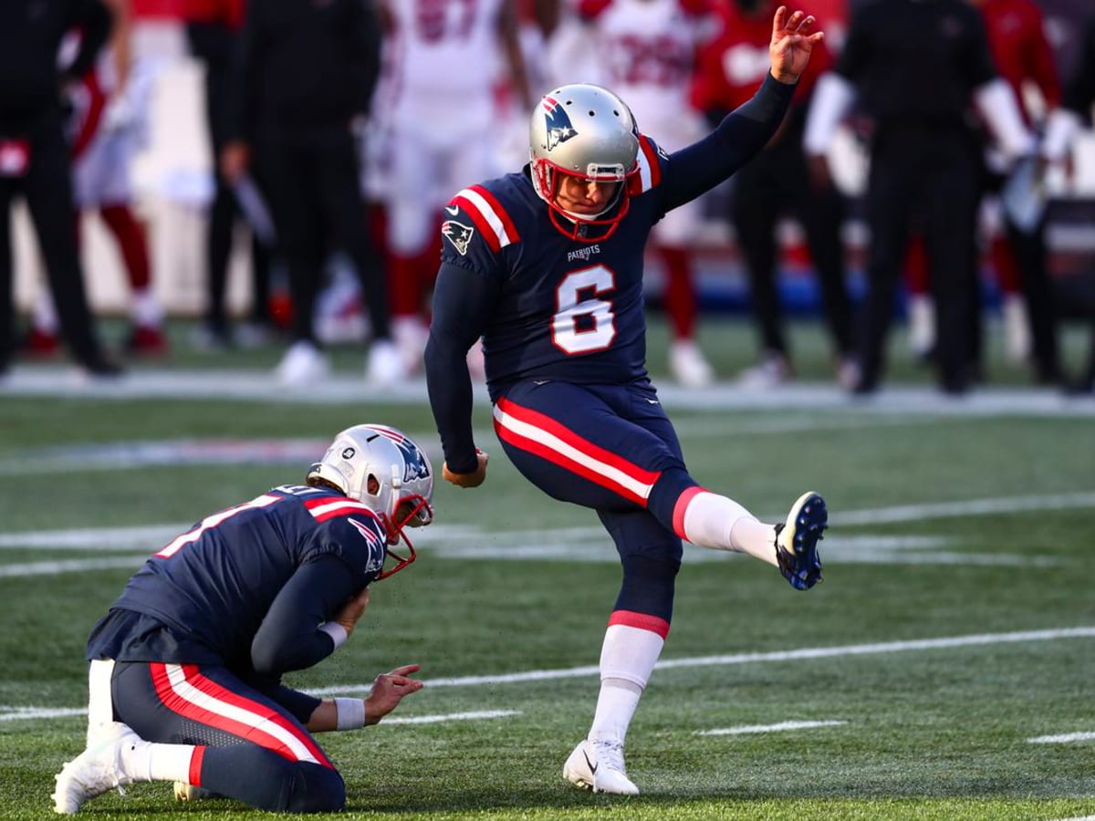 Patriots' Nick Folk channeled Maverick from 'Top Gun' in bounce