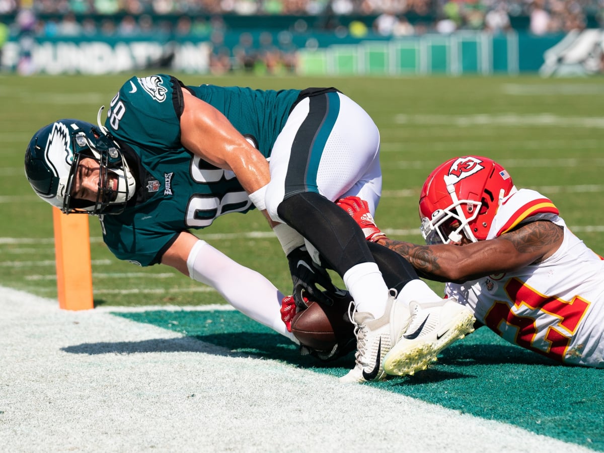 Philadelphia Eagles TE Dallas Goedert Placed on Reserve/COVID-19 List -  Sports Illustrated Philadelphia Eagles News, Analysis and More