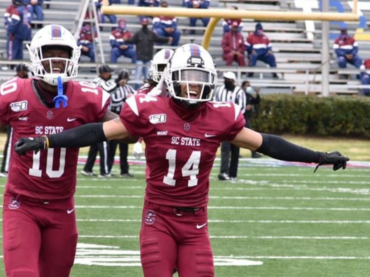 Mack Sessions: One on One with SC State star, NFL Draft prospect Decobie  Durant