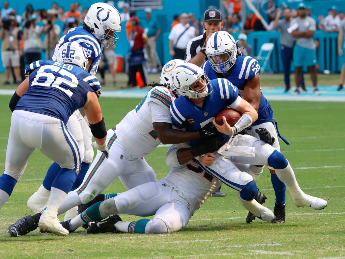 Mike Gesicki Campaigns for fellow Miami Dolphins Tight End Durham Smythe -  Sports Illustrated Miami Dolphins News, Analysis and More