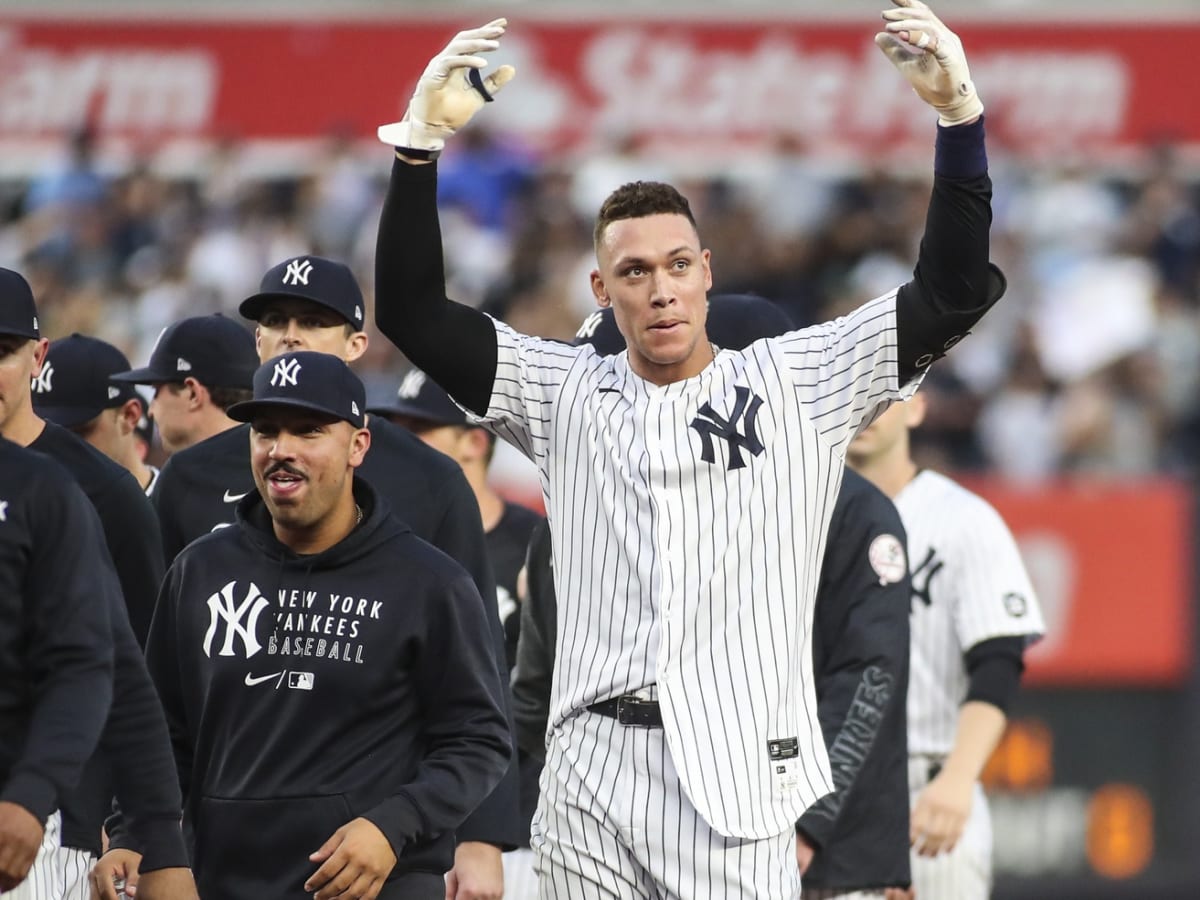 Aaron Judge Goes Champagne Crazy After Yankees Wild-Card Win