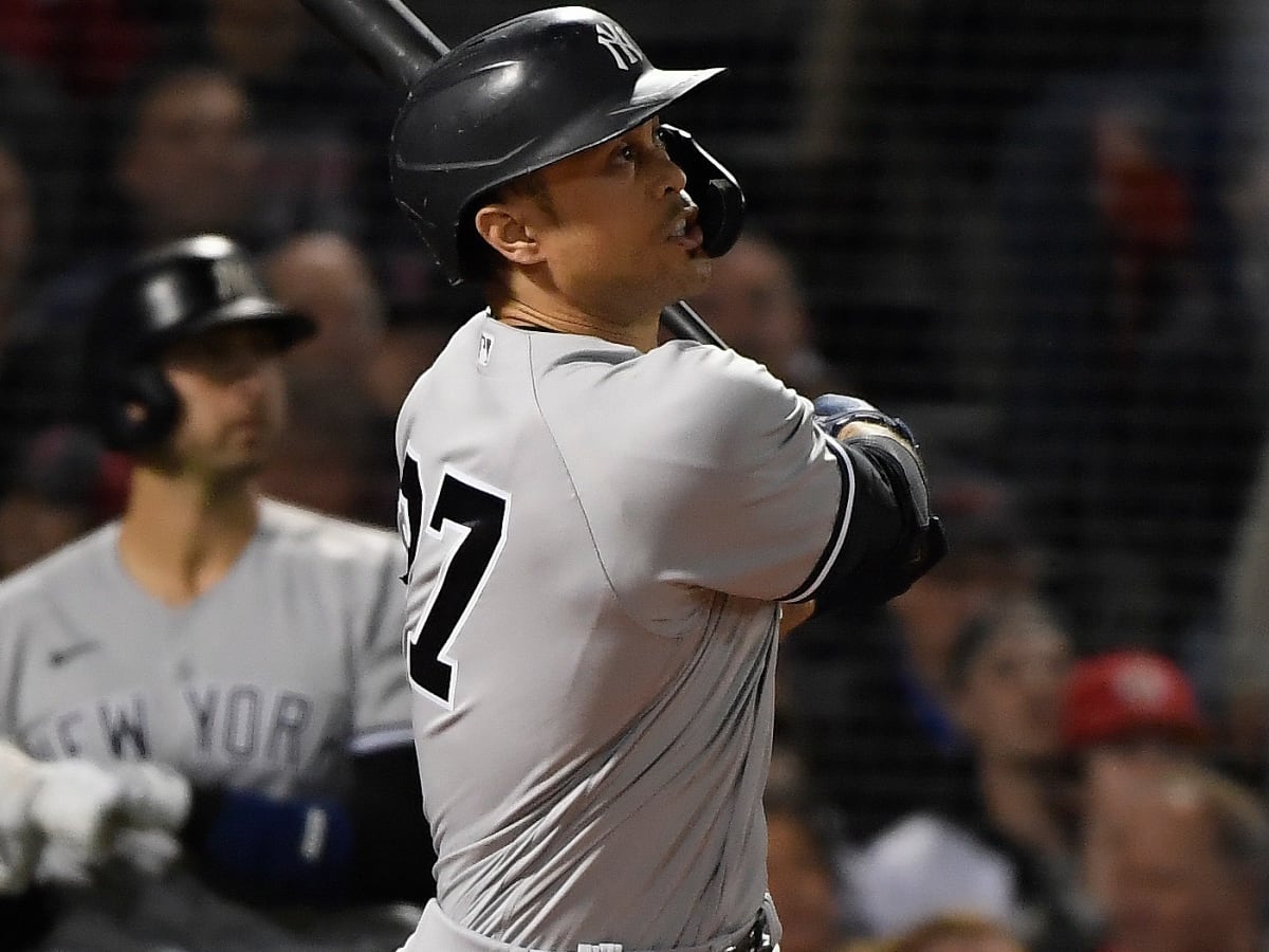 Giancarlo Stanton rallies New York Yankees to beat Milwaukee