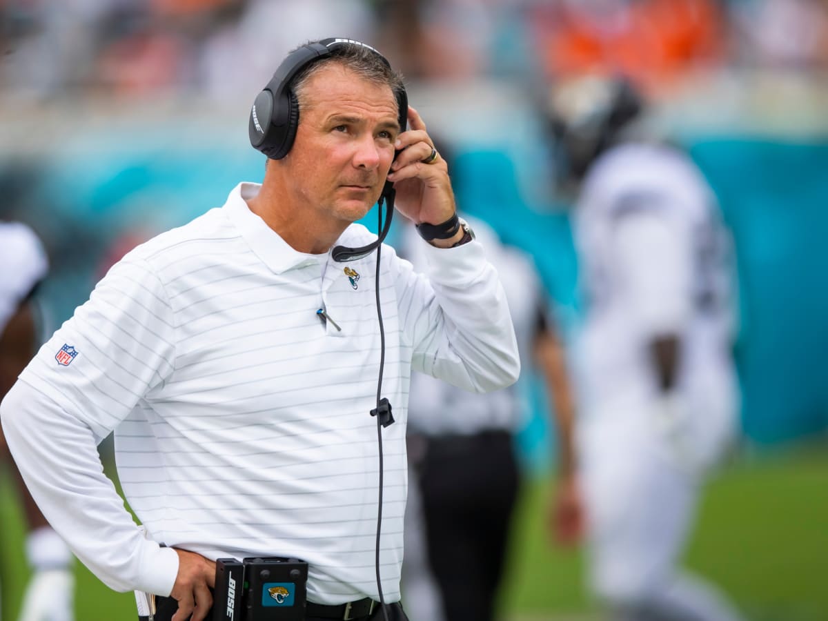 Video of Jacksonville Jaguars coach Urban Meyer in Ohio bar is  'inexcusable,' team owner says