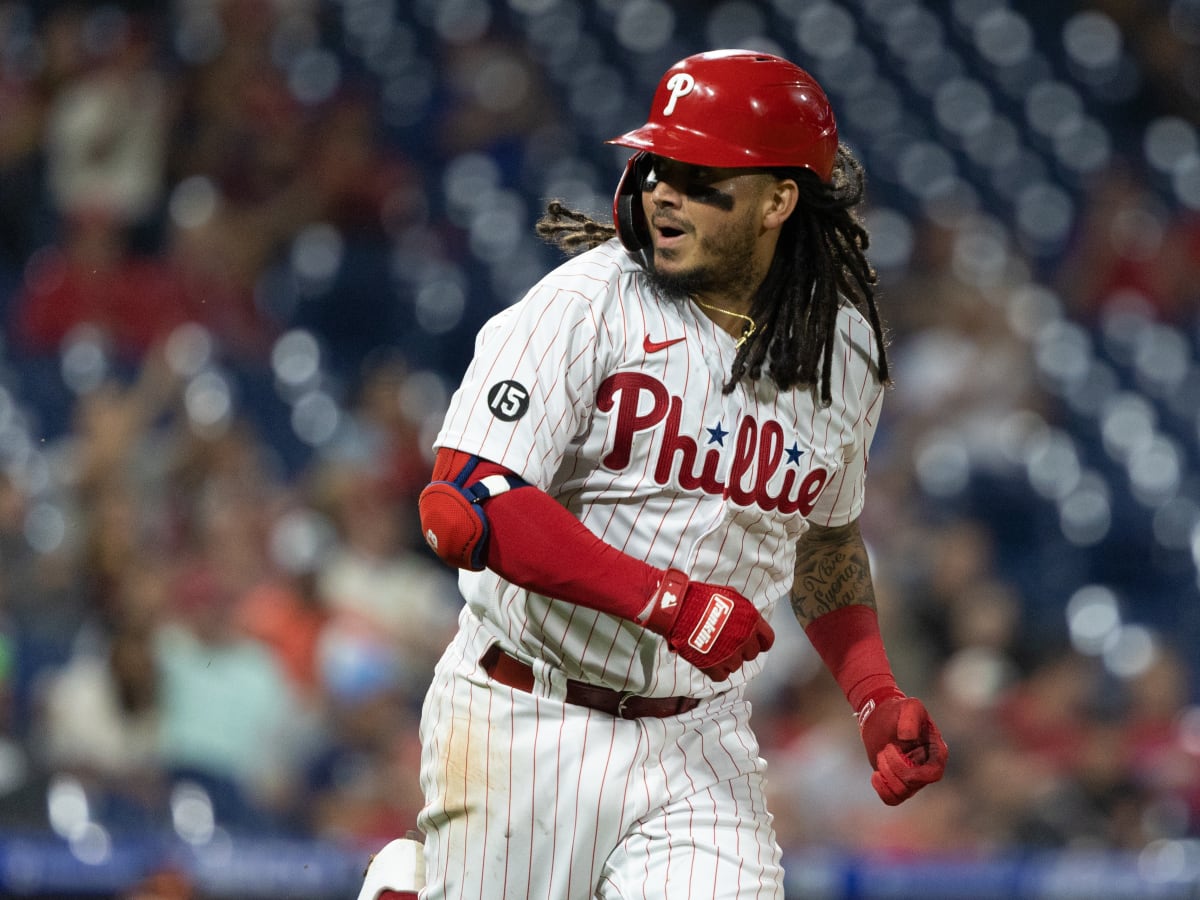 Phillies Reacquire Freddy Galvis