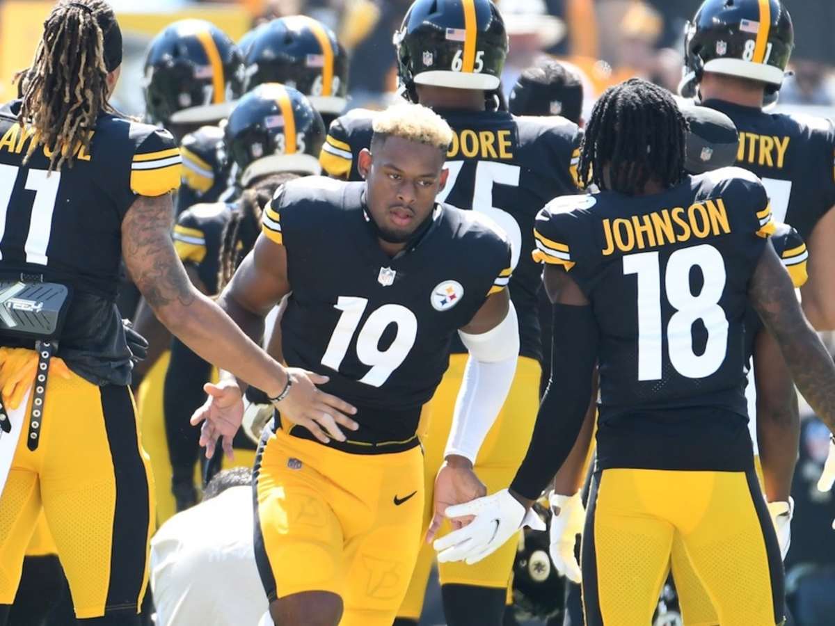 Steelers' JuJu Smith-Schuster helps countless Pittsburgh families through  his foundation 