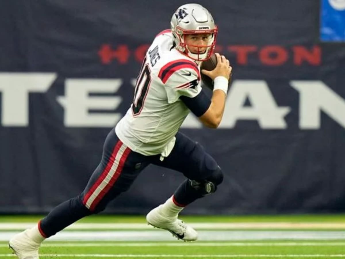 Patriots use late field goal to get 25-22 win over Texans