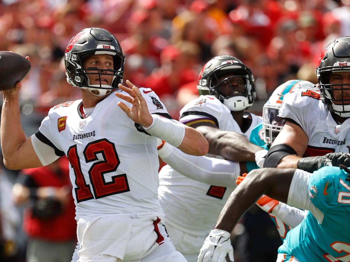 Eagles vs. Buccaneers Best Player Props and Predictions, Sports  Illustrated