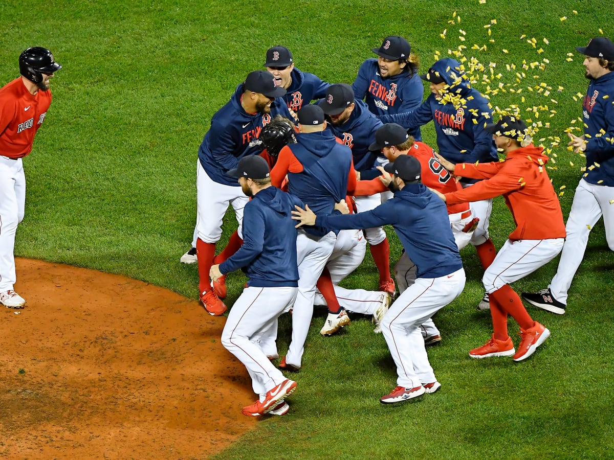 World Series Game Four Red Sox Dodgers: Scattered Thoughts after a  crushing, marathon loss - Over the Monster