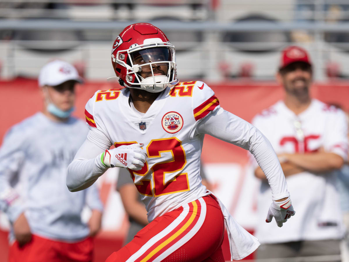 Kansas City Chiefs Defensive Back Juan Thornhill (22) stretching