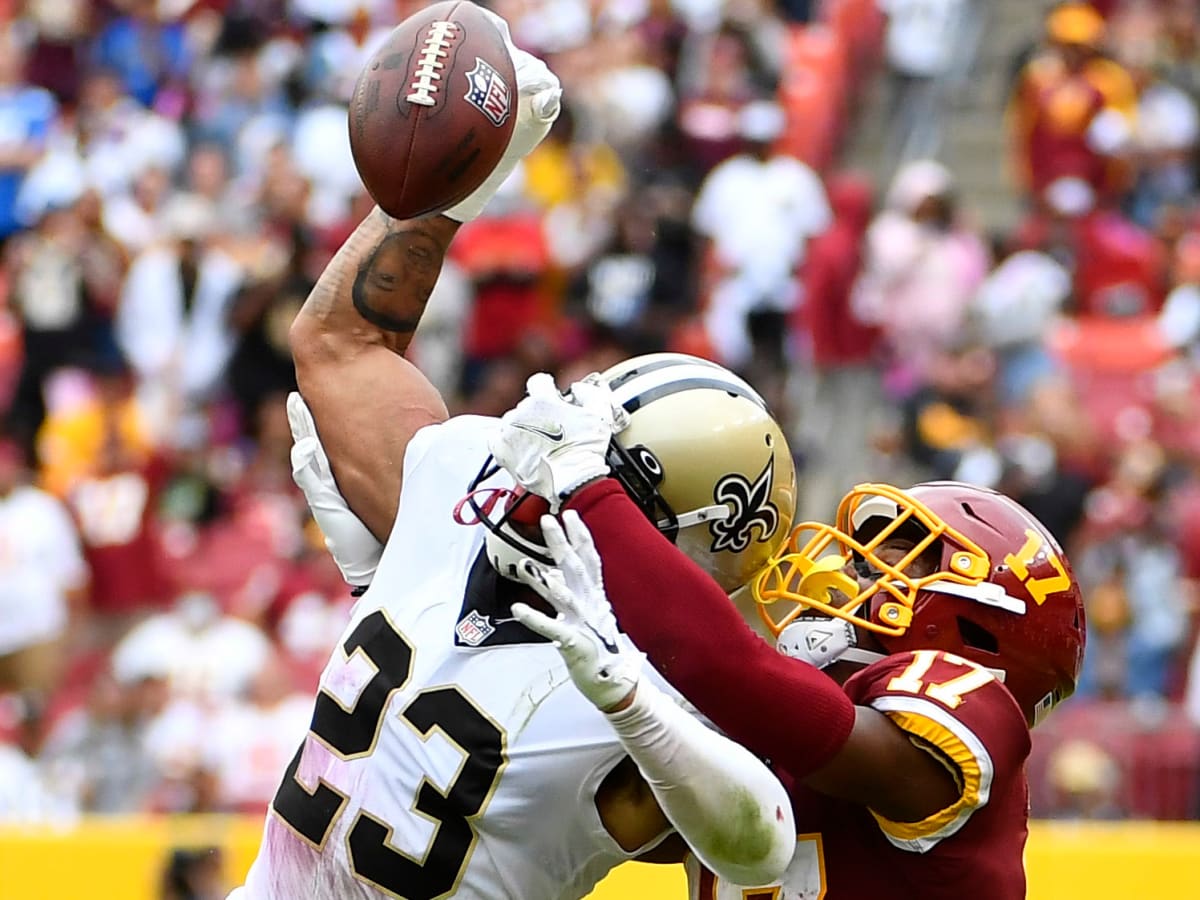 Former Ohio State CB Marshon Lattimore wins NFL Defensive Rookie of the  Year