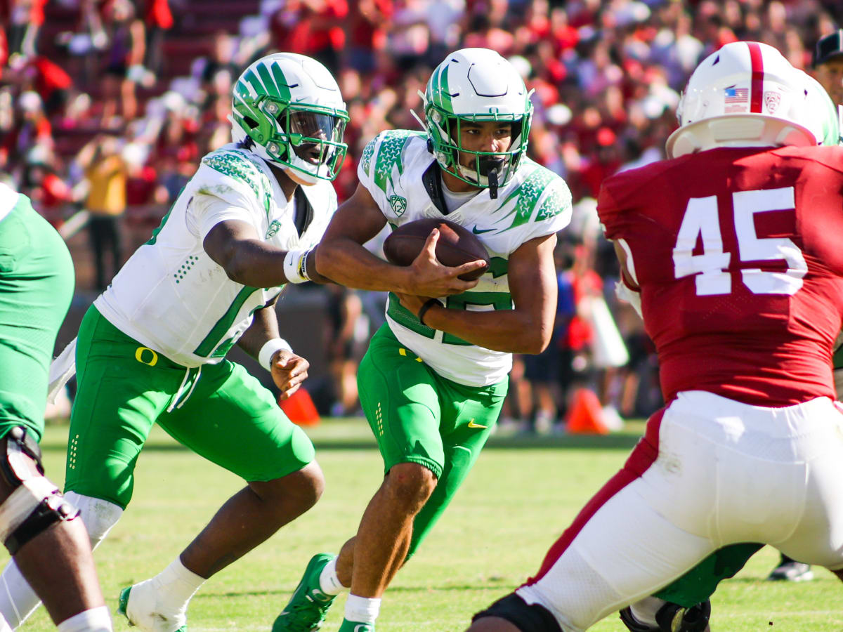 Oregon backup running back Travis Dye presents a lethal problem