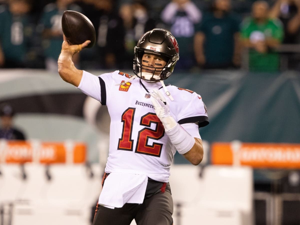 Philadelphia Eagles vs. Tampa Bay Buccaneers Preview: Jalen Hurts, Baker  Mayfield Battle for 3-0 - Sports Illustrated Philadelphia Eagles News,  Analysis and More