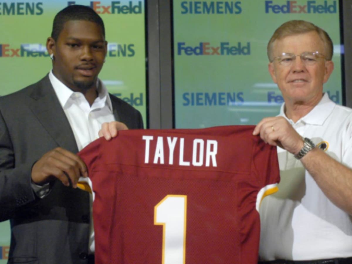 WFT to build a memorial for Sean Taylor