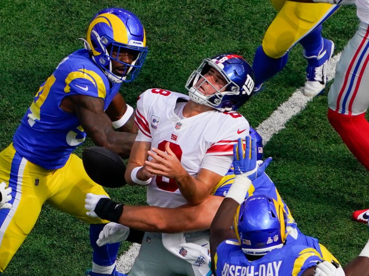 New York Giants Report Card: A Colossal Fail - Sports Illustrated New York  Giants News, Analysis and More