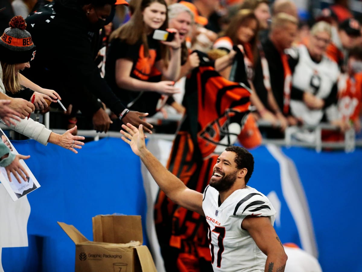 Cincinnati Bengals: C.J. Uzomah has a very unique pre-game ritual