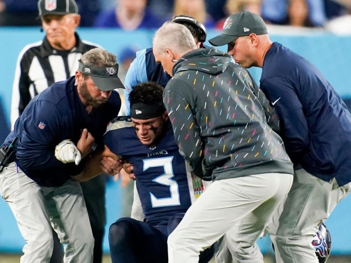 Tennessee Titans cornerback Caleb Farley injury update vs. Buffalo Bills