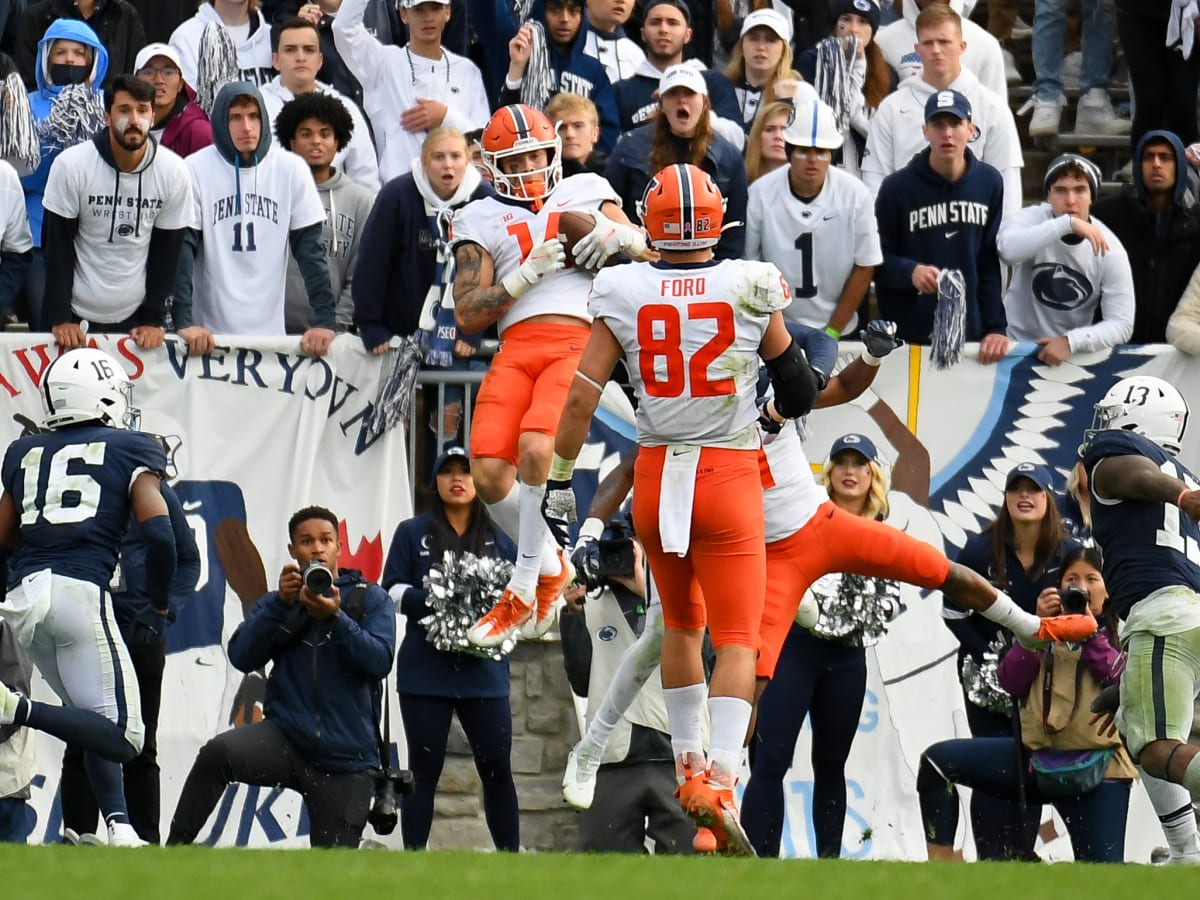 Illinois football team caps roller coaster week with season finale at Penn  State, Sports