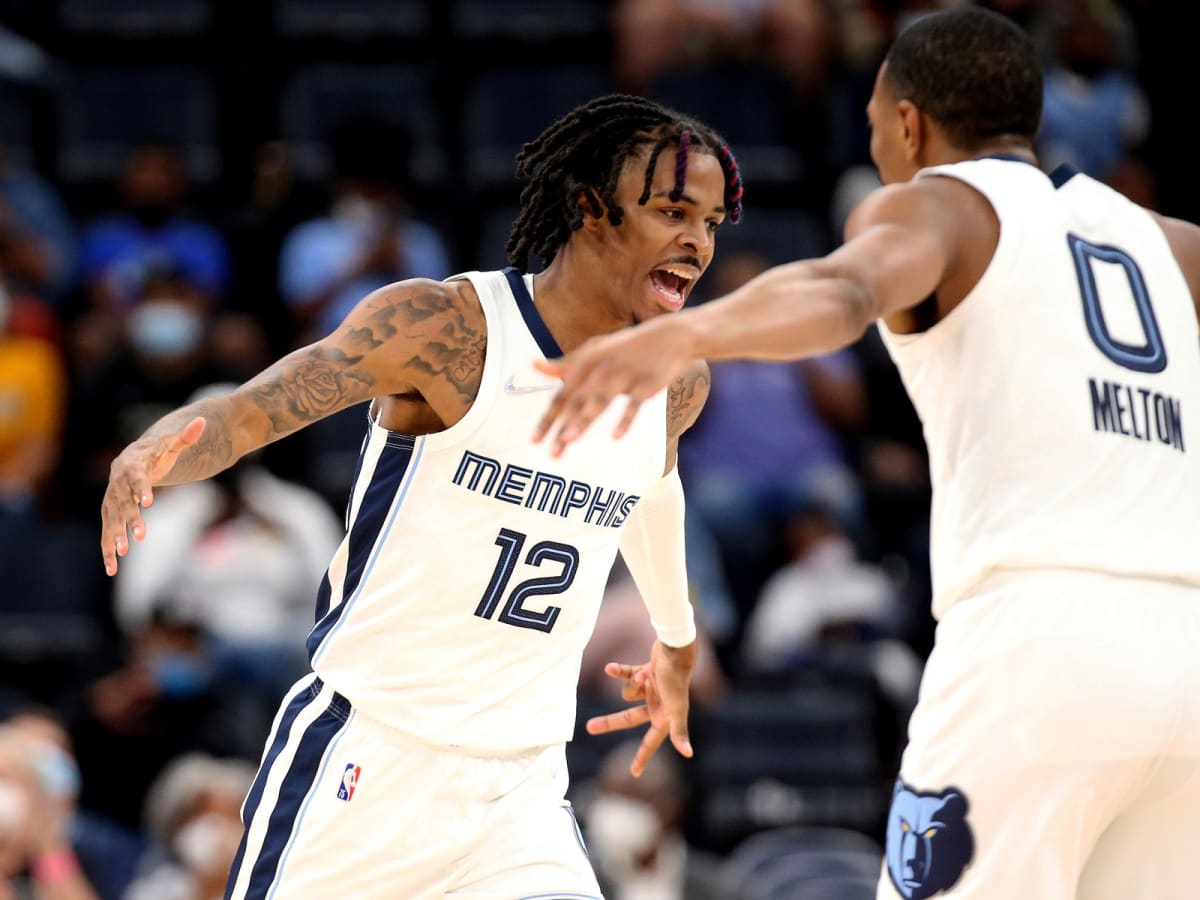Ja Morant gives LeBron and Steph a C on their draft fits!: The Grizzlies  superstar rates the four-times champions' outfit while overlooking his own  terrible attempt - The SportsRush