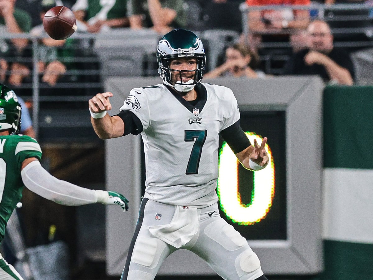 Eagles sign veteran quarterback Joe Flacco