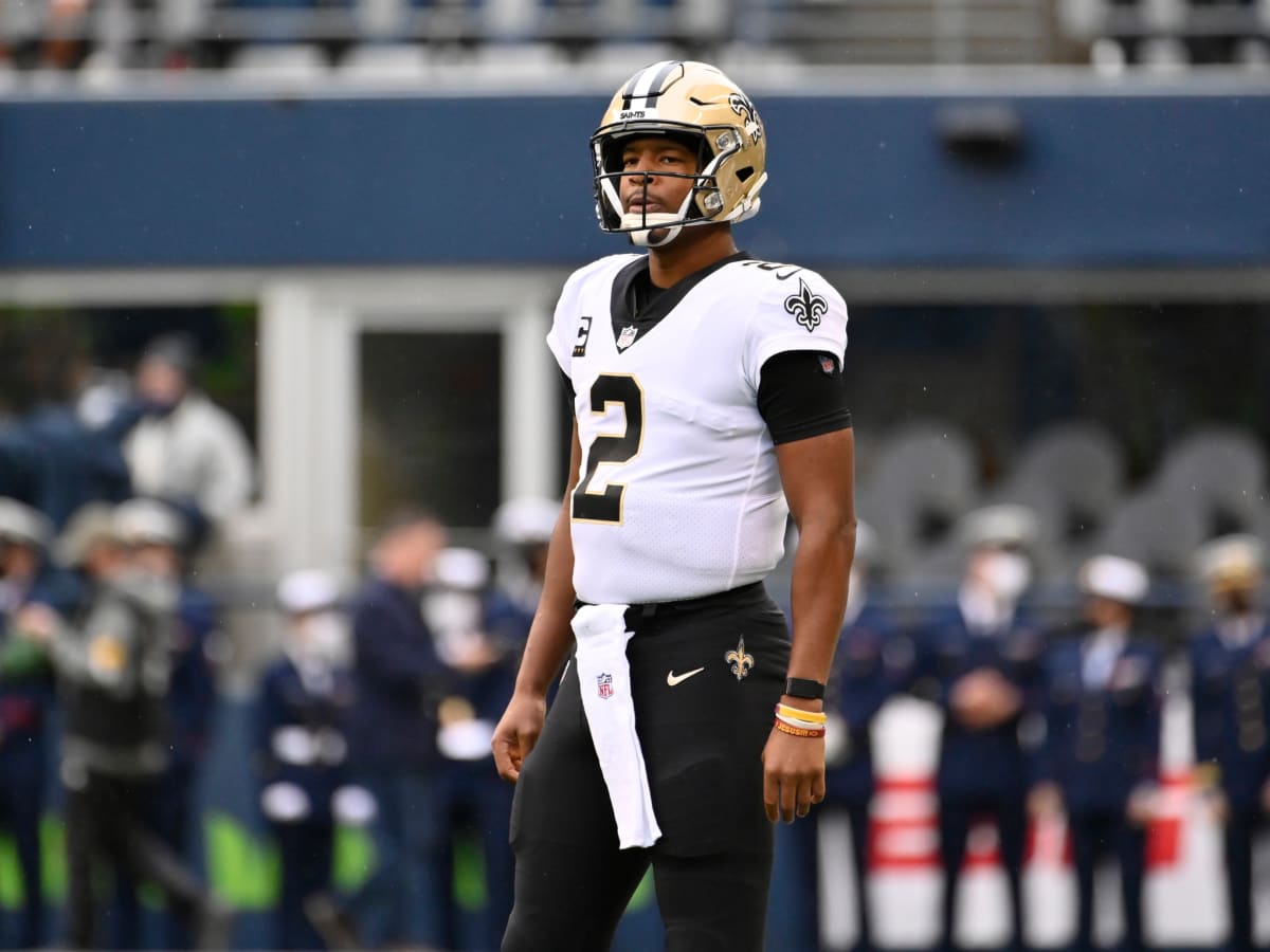 Saints QB Jameis Winston returns from injury, looks good in limited duty