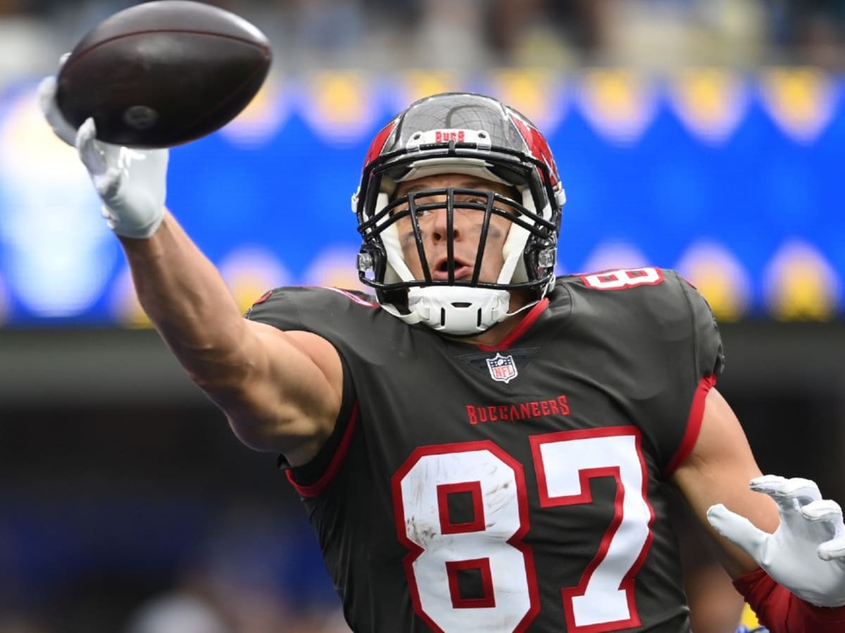 Rob Gronkowski guarantees a return to Buccaneers, but under one condition -  Tampa Bay Buccaneers, BucsGameday