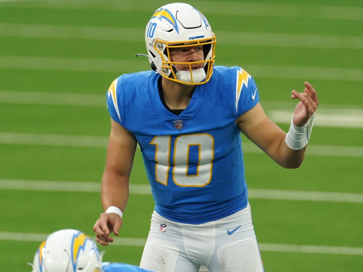 Justin Herbert Fantasy Week 2: Projections vs. Titans, Points and Stats,  Start or Sit - Bleacher Nation