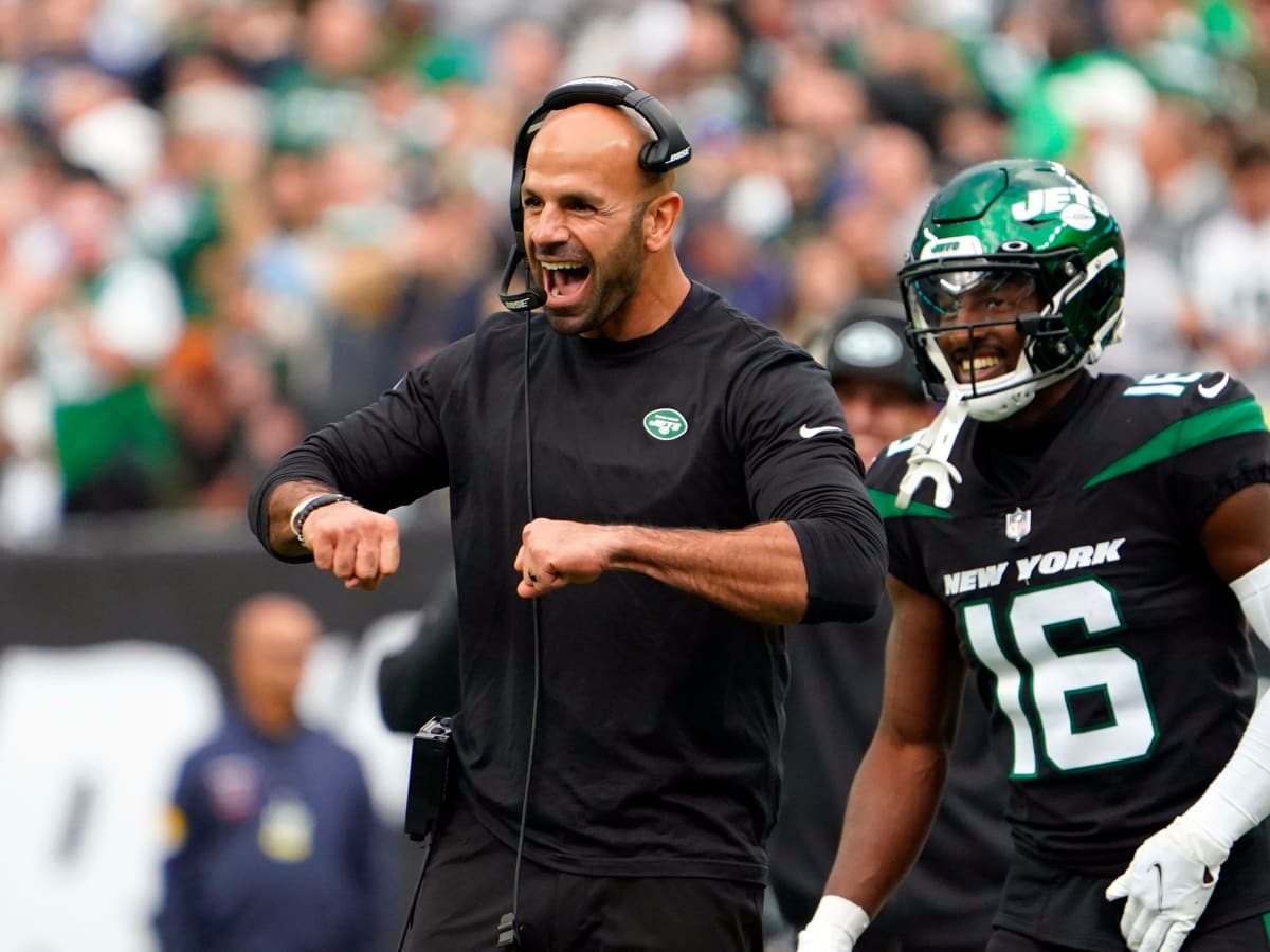 All GAS, No Brake': New York Jets Rookie Head Coach Robert Saleh Needs New  Saying – GreenSportsBlog