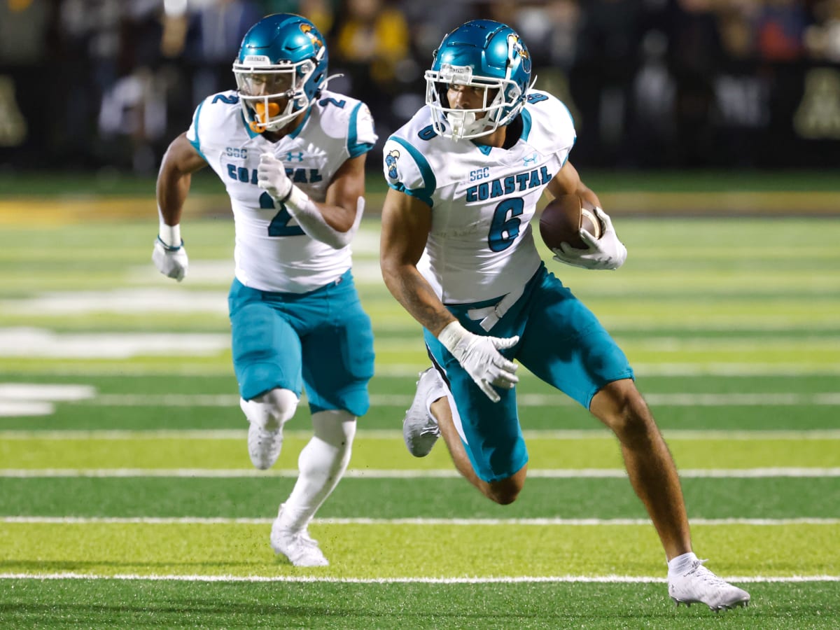 NFL Draft Profile: Grayson McCall, Quarterback, Coastal Carolina  Chanticleers - Visit NFL Draft on Sports Illustrated, the latest news  coverage, with rankings for NFL Draft prospects, College Football, Dynasty  and Devy Fantasy