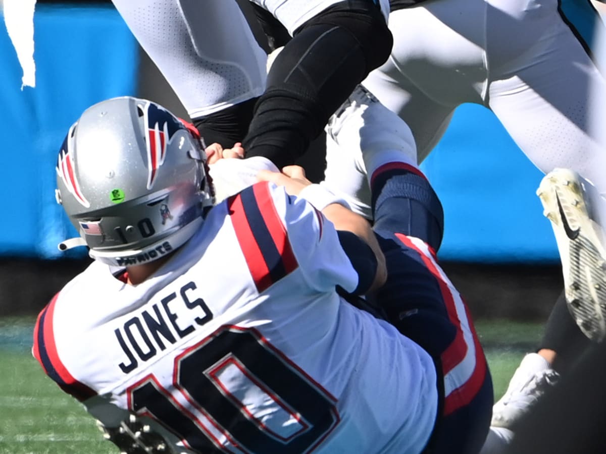 Hold my nuts little b*tch: Mac Jones causes massive brawl after torching  Brian Burns and Panthers defense - The SportsRush